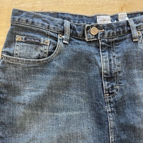 Calvin Klein Vtg. Y2k Denim Pencil Skirt Women's Size 10 Pockets Front Slit EUC - Picture 5 of 13